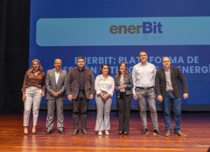 enerBit ganó el tercer lugar del Premio a la Innovación Expocamacol 2026 con su plataforma de gestión inteligente de energía. Te contamos todo.
